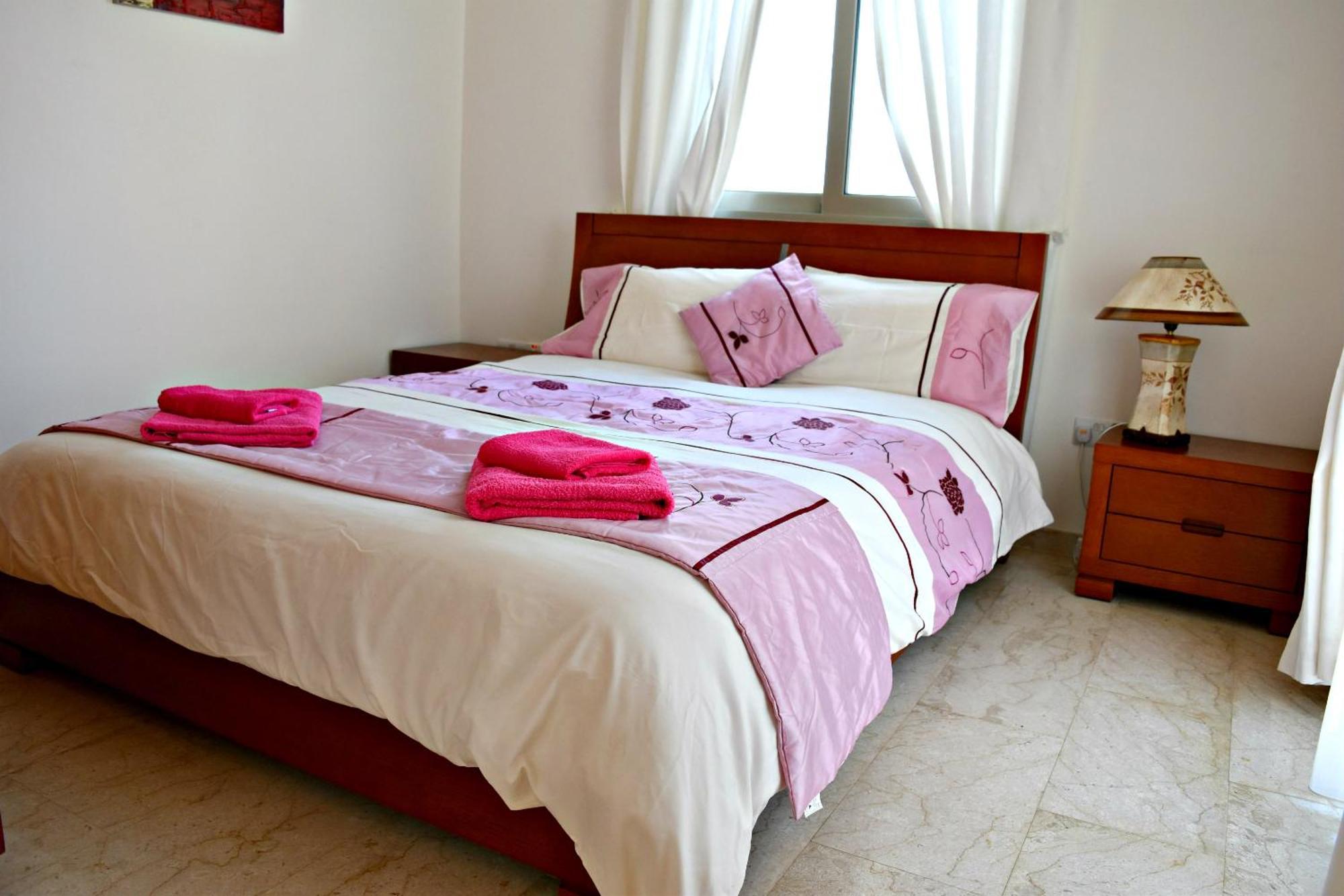 Villa Saraliana Sandy Beach Villas - Heated Pool - Jacuzzi - Private Beach Area Polis Kültér fotó